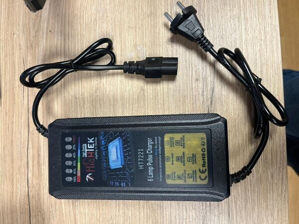 36V 20A Elektrikli Bisiklet Şarj Cihazı Hızlı Şarj Adaptörü LED Göstergeli E-Bike Şarj Aleti
