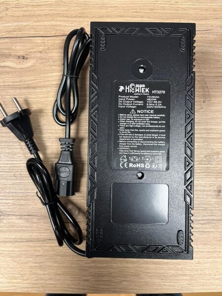 72V 80Ah Elektrikli Bisiklet Şarj Aleti 6 Akülü Uyumlu Hızlı Şarj Cihazı LED Göstergeli E-Bike Adaptör