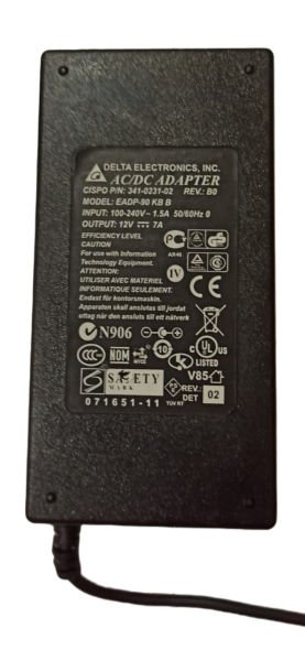 12V-8 AMPER LAPTOP TİP ADAPTÖR A KALİTE